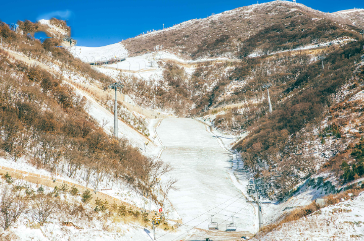 冬奥会王冠上钻石级赛场即将亮相，“雪飞燕”今日开始造雪