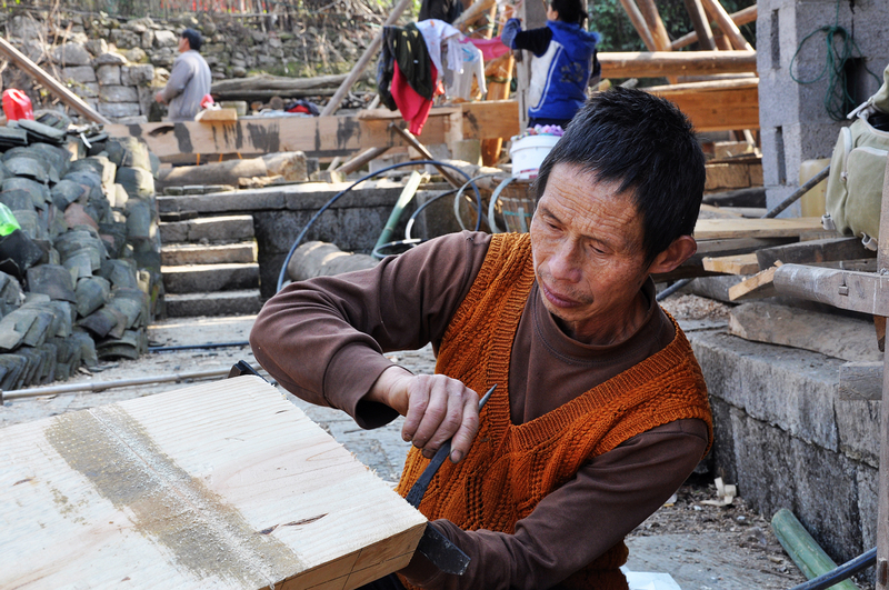 住建部发布农村自建房安全常识，4万多乡村建设工匠涨知识