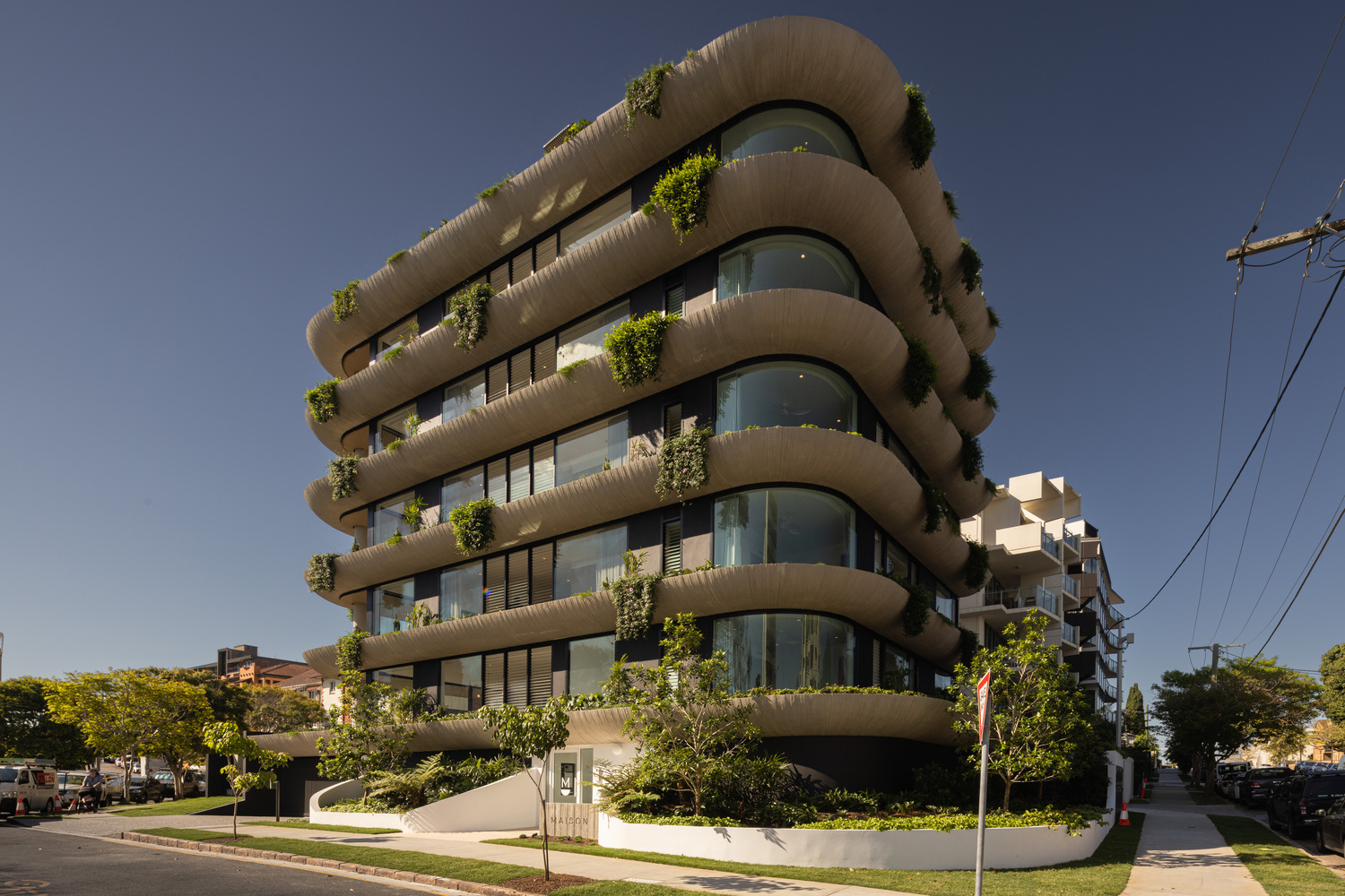 澳大利亚“弧形植物槽”公寓，代表着有生命力的建筑缩影